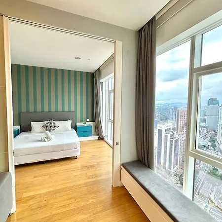 Luxury Klcc Platinum Suites By Classy Stay Kuala Lumpur Exterior photo