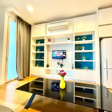 Luxury Klcc Platinum Suites By Classy Stay Kuala Lumpur Exterior photo