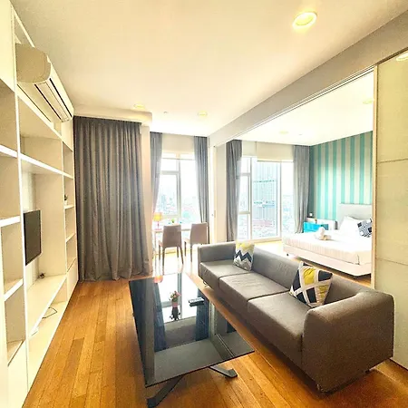 Luxury Klcc Platinum Suites By Classy Stay Kuala Lumpur Exterior photo